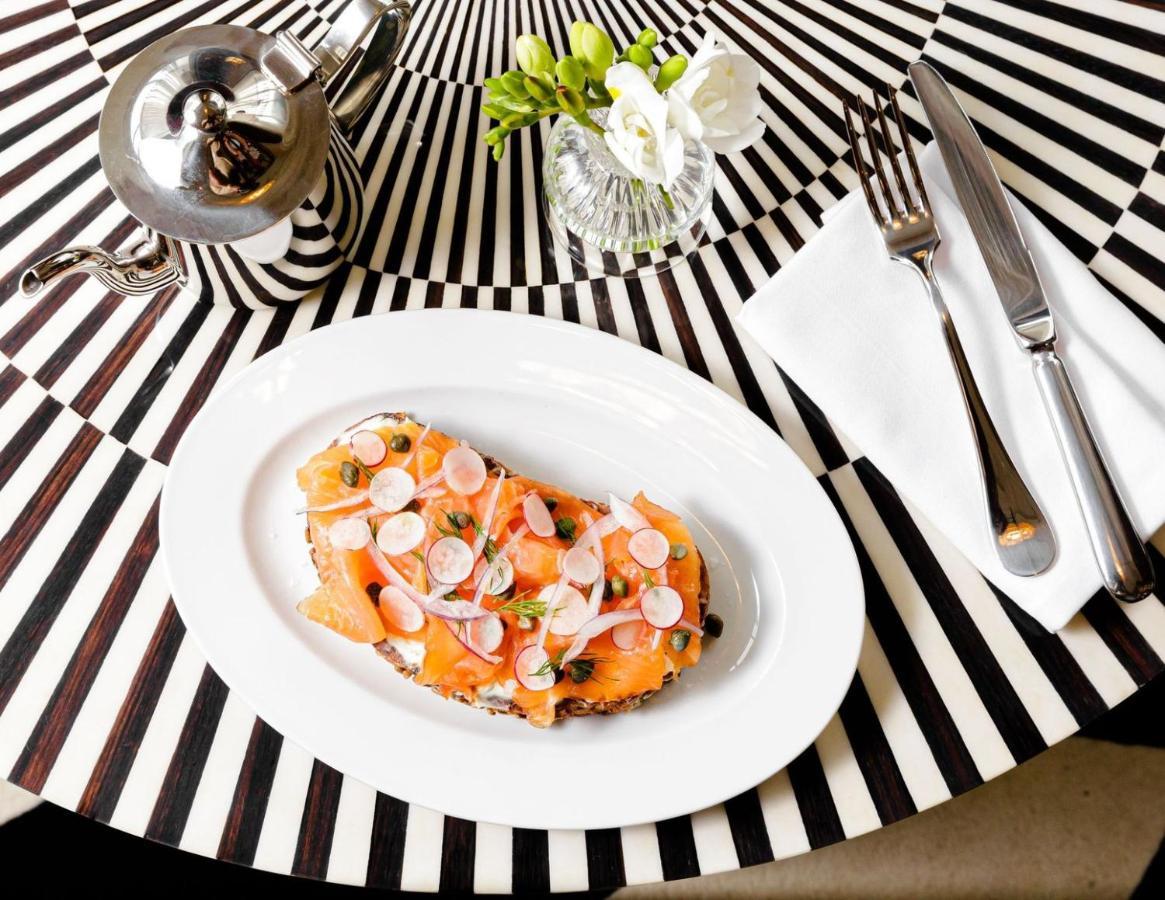 Riggs Washington Dc Otel Dış mekan fotoğraf Salmon and cucumber salad