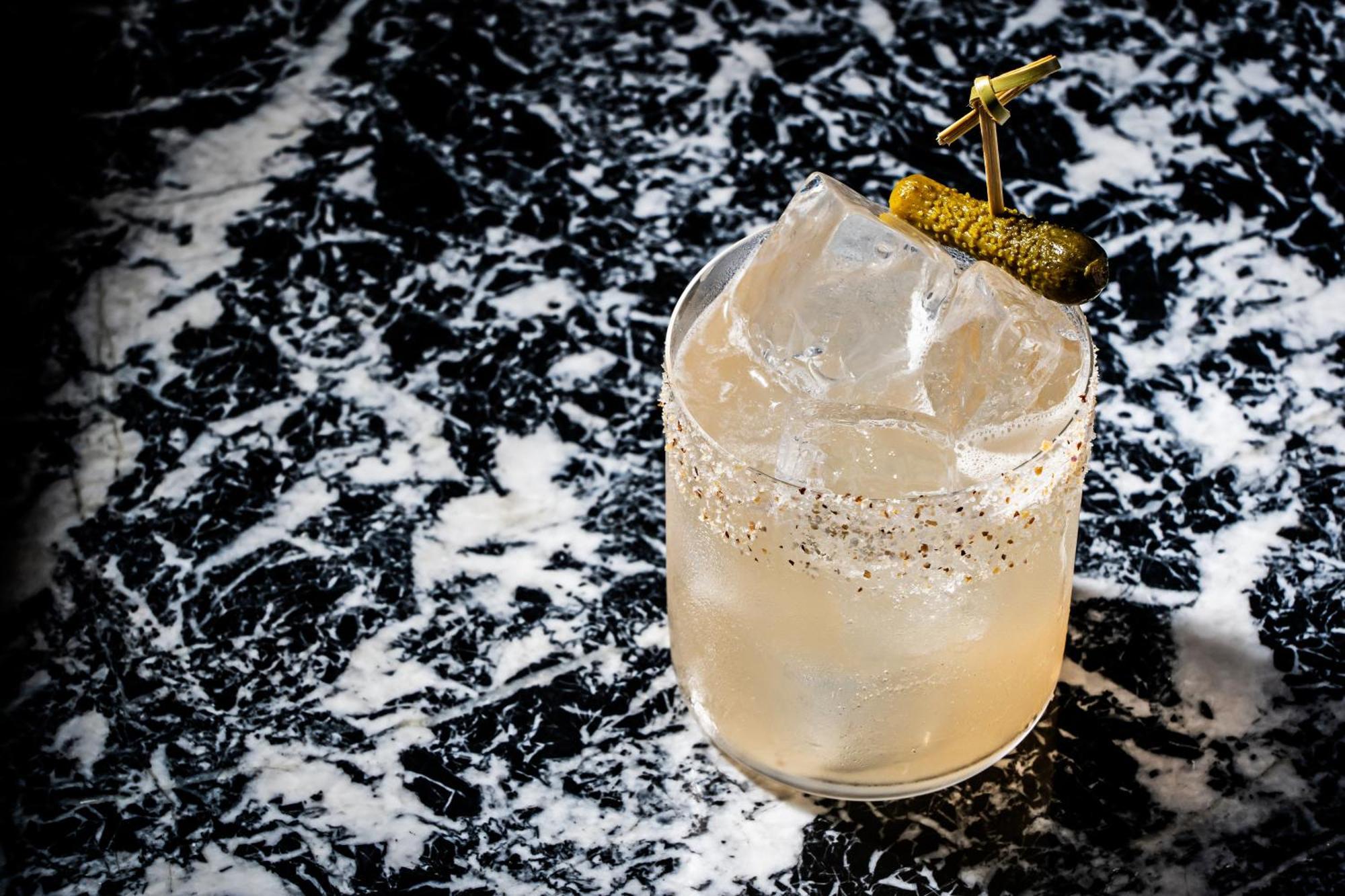Riggs Washington Dc Otel Dış mekan fotoğraf A pear cocktail