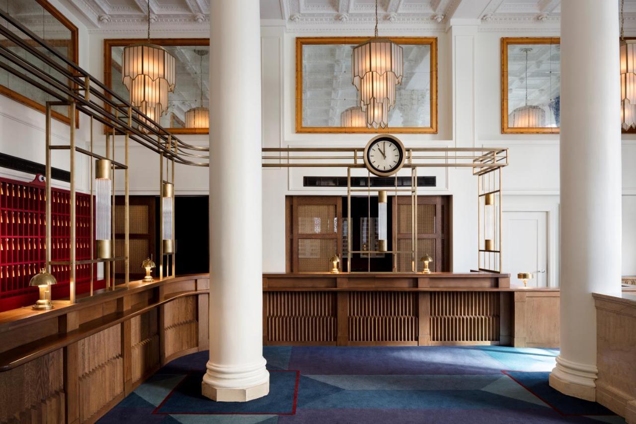 Riggs Washington Dc Otel Dış mekan fotoğraf The hotel's lobby